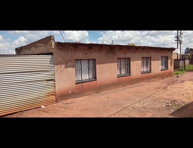 3 BEDROOM HOUSE FOR SALE IN BEVERLEY HILLS